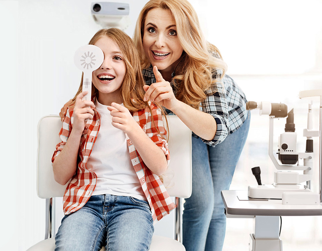 Examen de vue pour enfant en clinique d’optométrie